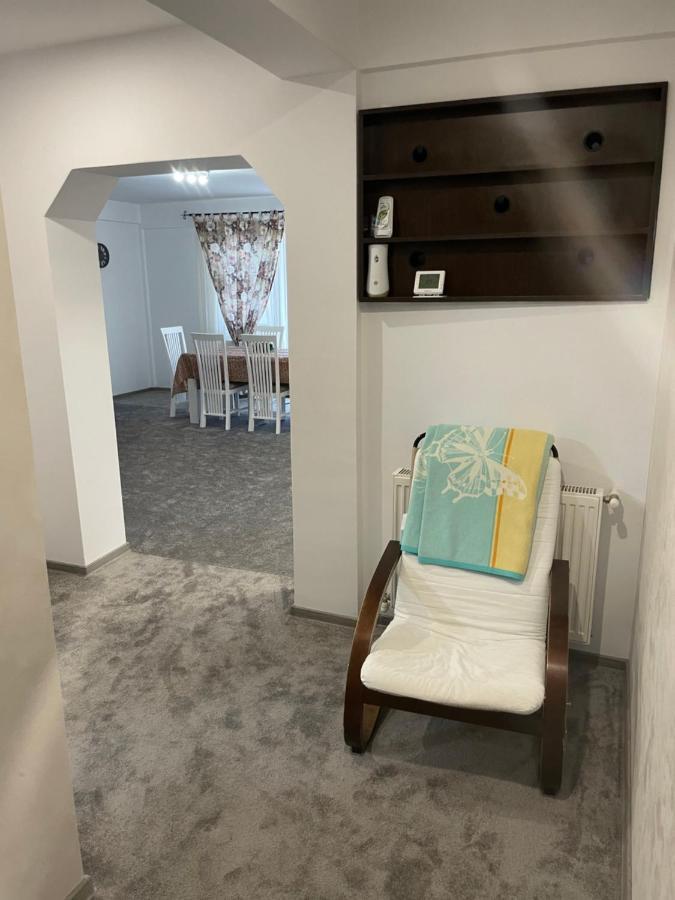 Eroilor Apartament Appartement Suceava Buitenkant foto