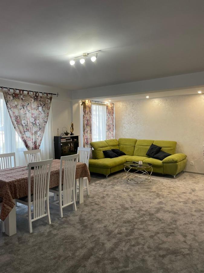 Eroilor Apartament Appartement Suceava Buitenkant foto
